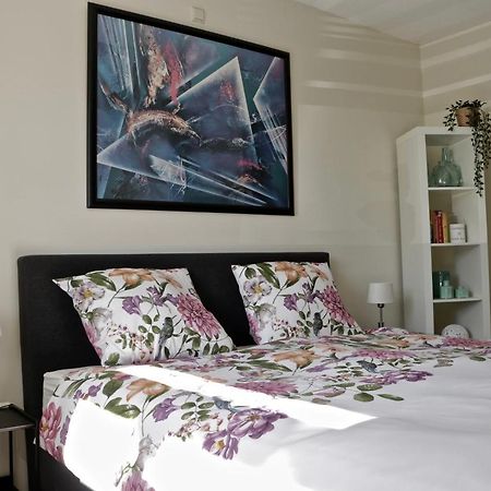 Casa Lely Bed & Breakfast Лелистад Екстериор снимка